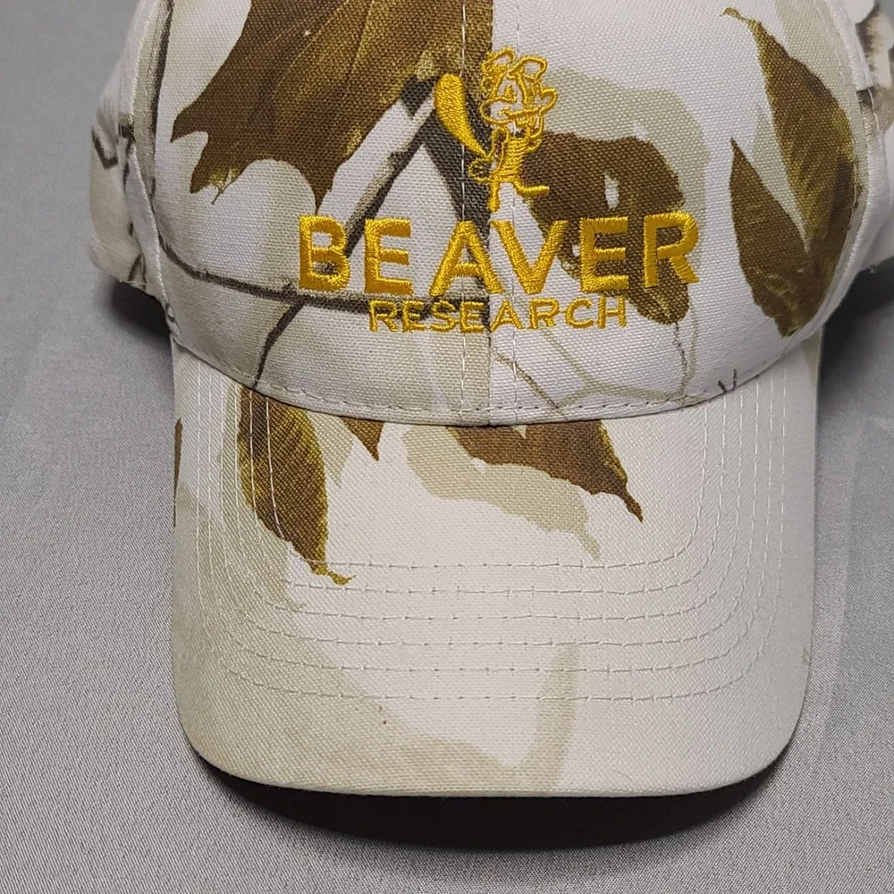 Realtree Baseball Cap Mens OSFM‎ White Camo Beaver Research Embroidered Hat